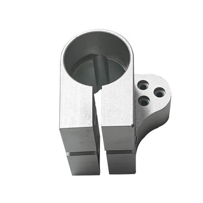 Os 5 componentes feitos sob encomenda da máquina do Cnc da linha central revestem o material de alumínio
