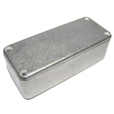 Estojo de metalurgia em pó para tratamento de superfície com anodização de metal