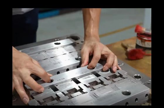 Peças para automóveis OEM Automóvel Customizado fundição de plástico injeção molde engrenagem de plástico