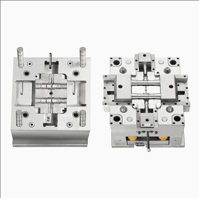 Fabricante Peças para automóveis Molde de injecção de plástico / Molde China Fornecedores